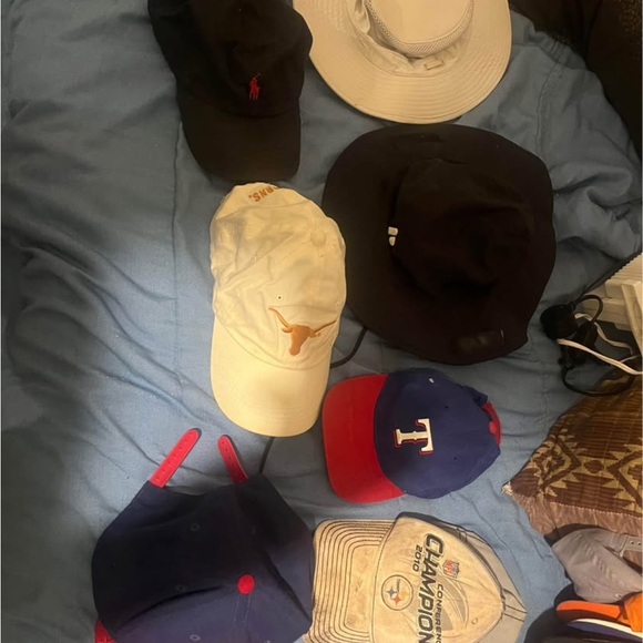 Assorted Baseball Caps Collection - Picture 3 of 5